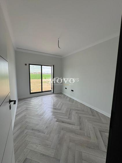 Duplex in Mosnita | 4 camere | Toate utilitatile | Asfalt