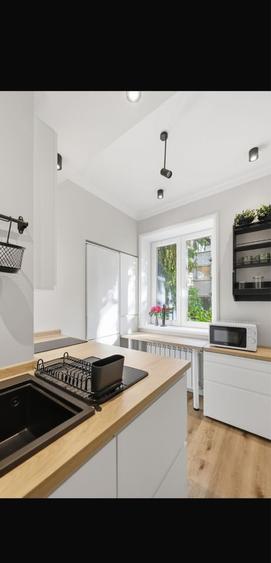 Apartament 3 Camere | Semidecomandat | Calea Floreasca