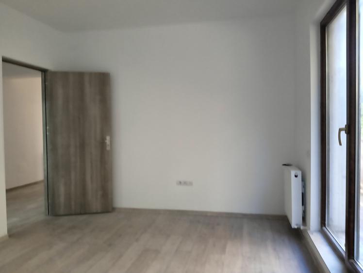 Ap 2 cam, dec, centrala proprie, bloc 2025, bucătăria mobilată,Prel. Ghencea 368