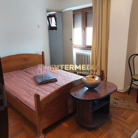 Apartament 3 camere decomandat Cetate 2 bai utilat si mobilat complet - 4