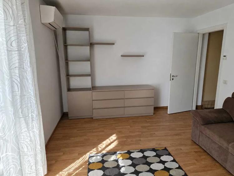 2 camere/ Titan/ bloc nou/ prima inchiriere