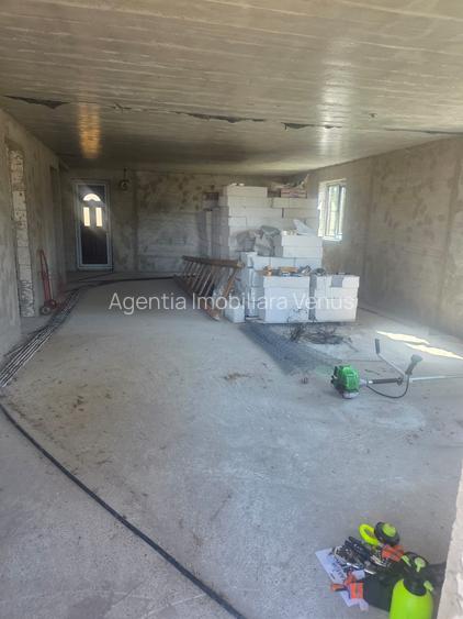Casa noua cu etaj la Ionaseni - 4