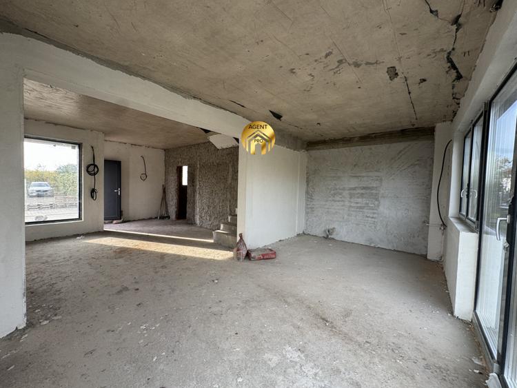 Vila 4 camere + Mansarda Mare - Otopeni Odaile - toate utilitatile!