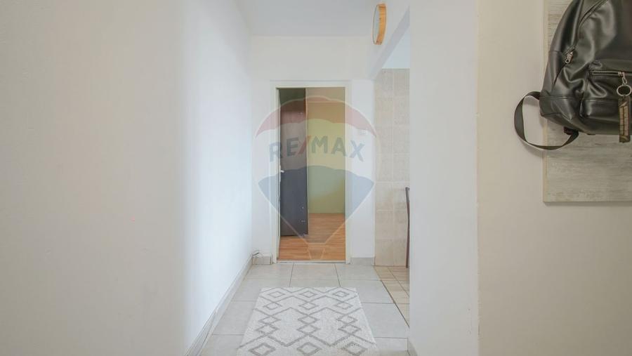 COMISION 0% | Apartament cu 2 camere | Decomandat | Zona Tractorul