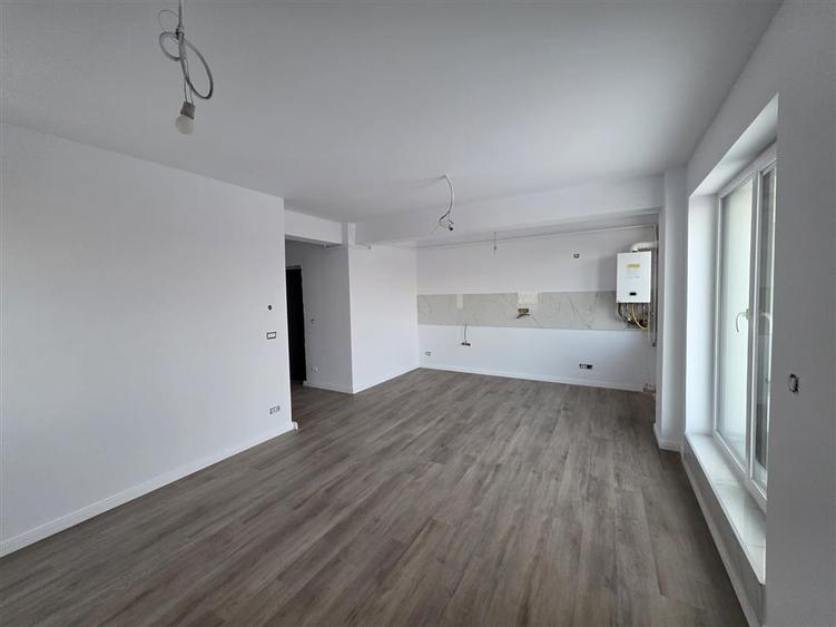Apartament 2 camere + terasa + loc parcare subteran - Pacurari