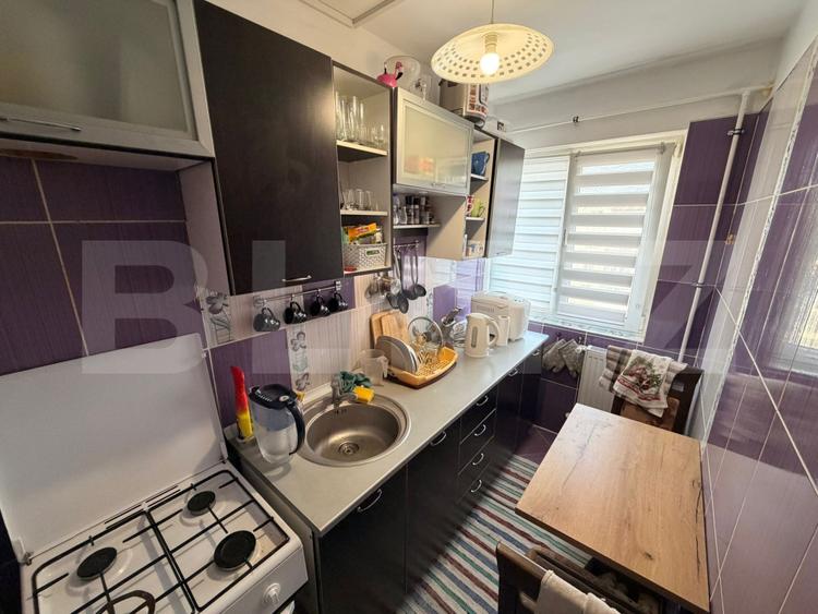 Apartament 2 camere, 37.70 mp, zona Craiovita Noua - statia 30