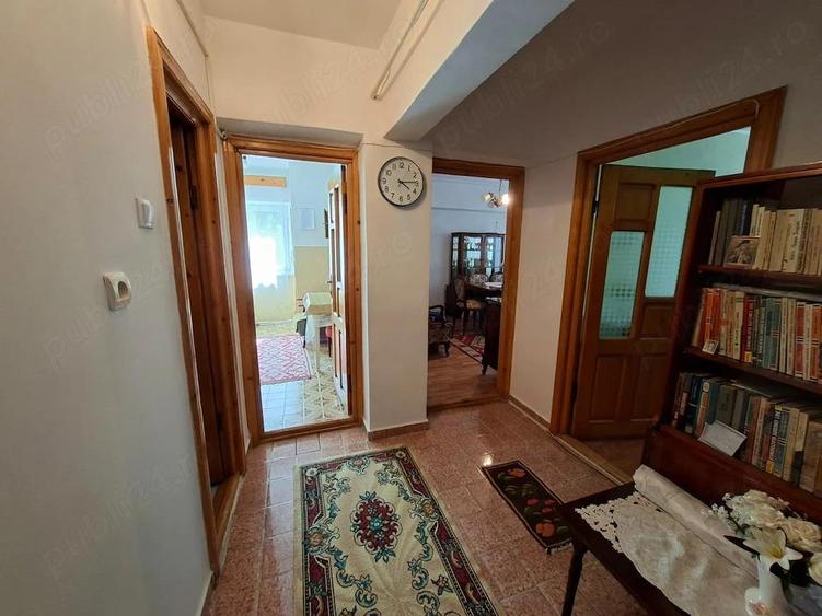 Apartament 2 camere zona P-ta Mica / Primaverii , etaj 1 , loc de parcare