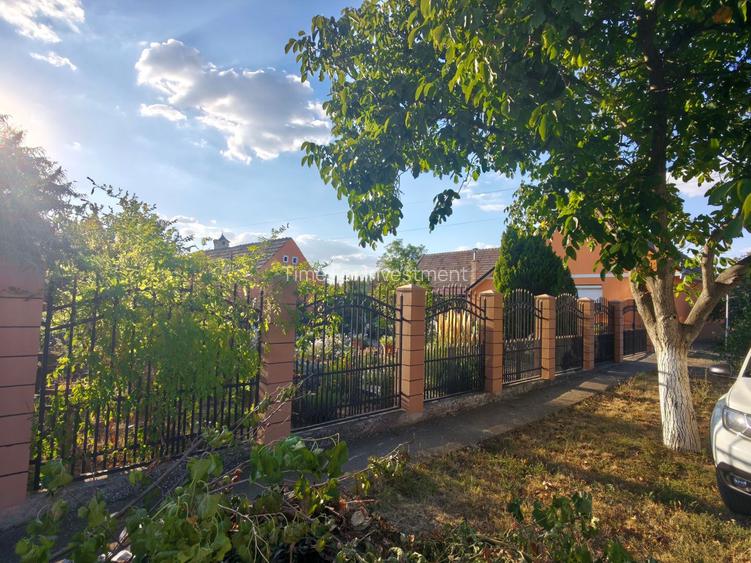 Casa Parter Becicherecu Mic 5 Camere,Vatra Veche,Teren Generos 1600mp,F.s 36 mp - 2