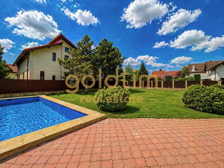 VILA INDIVIDUALA / PISCINA/ GARAJ