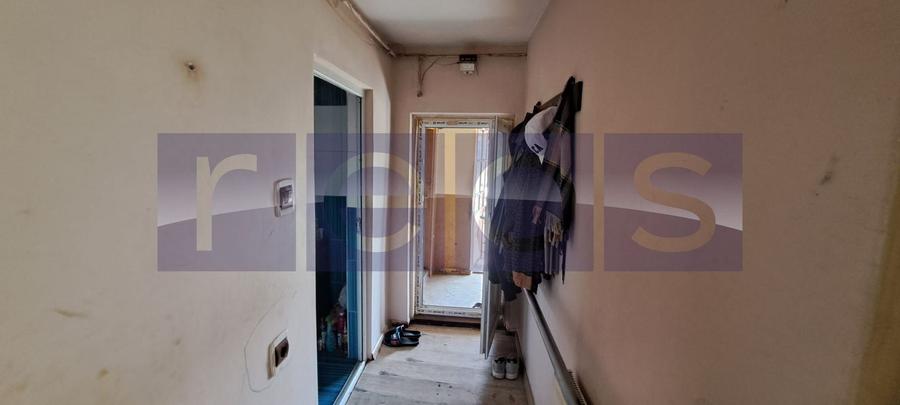 VANZARE CASA 5 CAMERE | TEREN 660 MP | ROSIORI DE VEDE