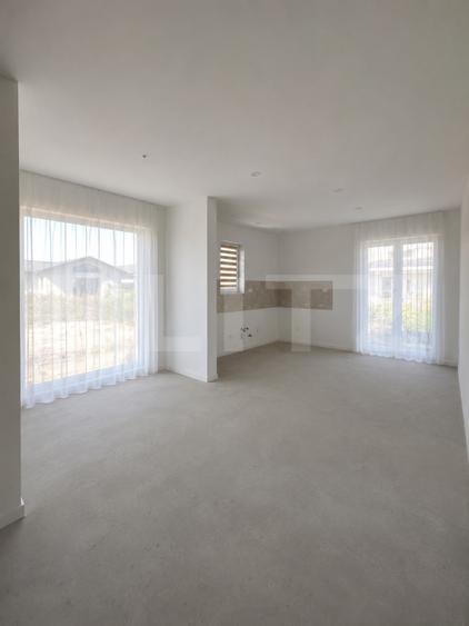 De vanzare casa , 3 camere , zona Odoreului