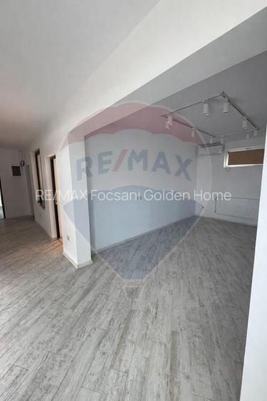 Cladire comerciala ODOBESTI - 4