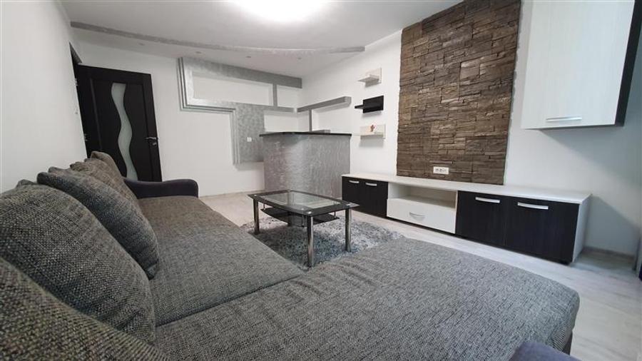 Inchiriere - Apartament 3 camere - Etaj 2 - Burdujeni - Cuza Voda 2