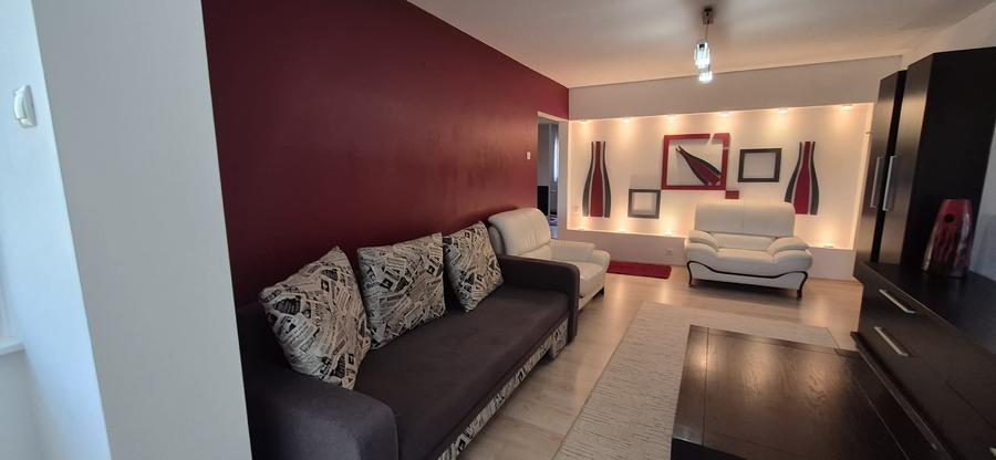 De închiriat apartament 3 camere – Strada Hortensiei, Baia Mare