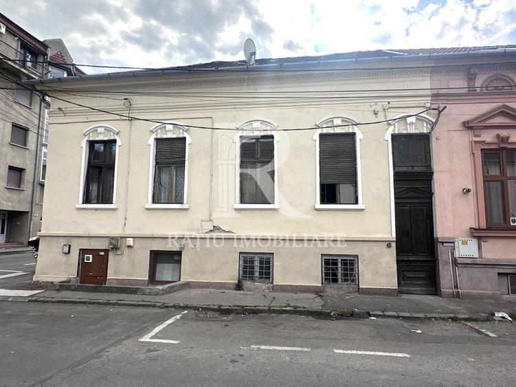Apartament cu 3 camere la casa + Garsoniera | Ultracentral | Oradea