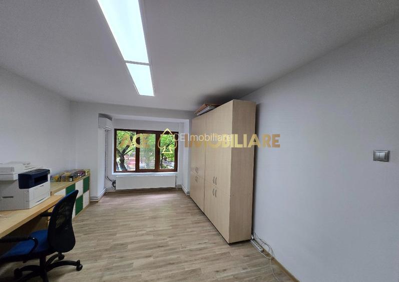 3 Camere de inchiriat | Unirii | Metrou | Centrala | Pretabil birou