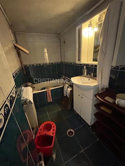 Casa zona Centrala ,200mp, acces auto ! - 7