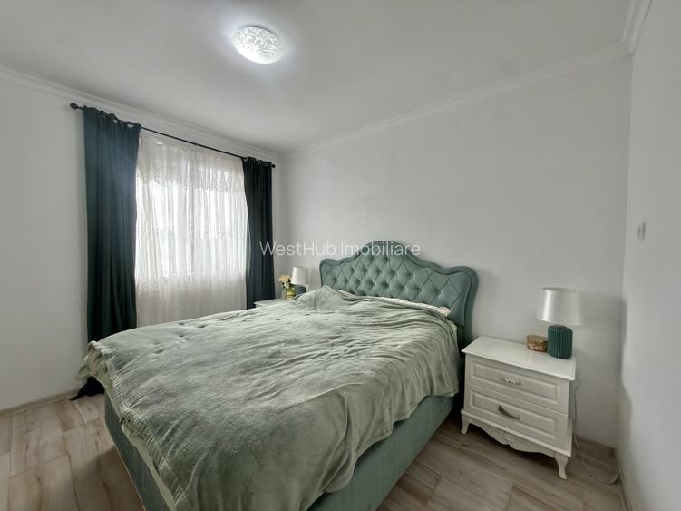 Duplex 4 camere, P+E, 111mp utili, 263mp teren in Utvin - 2