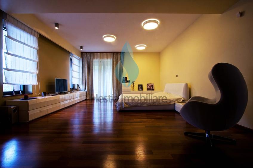 Vila eleganta tip ,,Smart Home", teren 7500 mp,Barnova -Iasi.