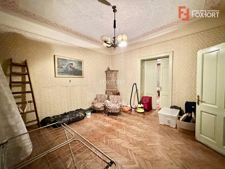 COMISION 0% Apartament cu 4 camere in cladire istorica - Piata Maria - 13