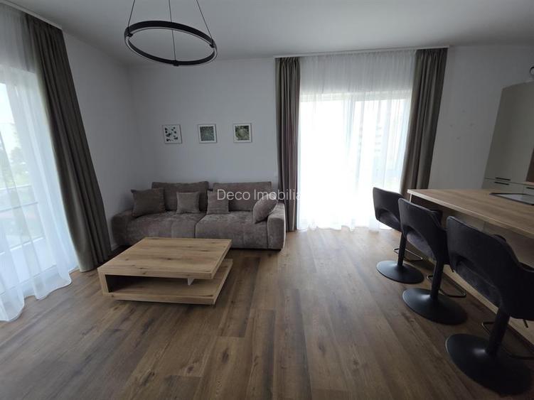 Apartament cu 3 camere lux zona La Terenuri - 3