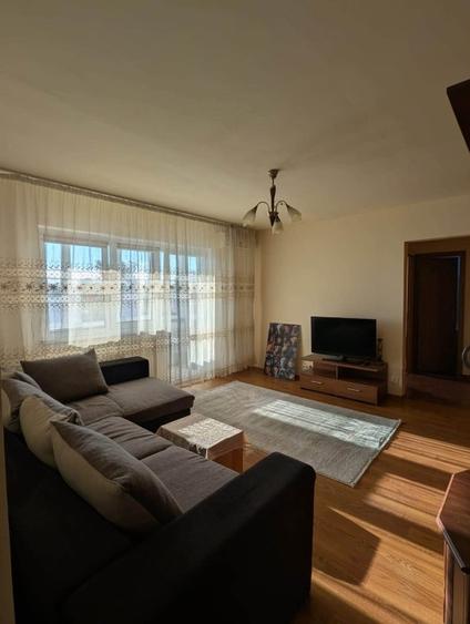 Apartament 2 camere, zona Modern, direct de la proprietar