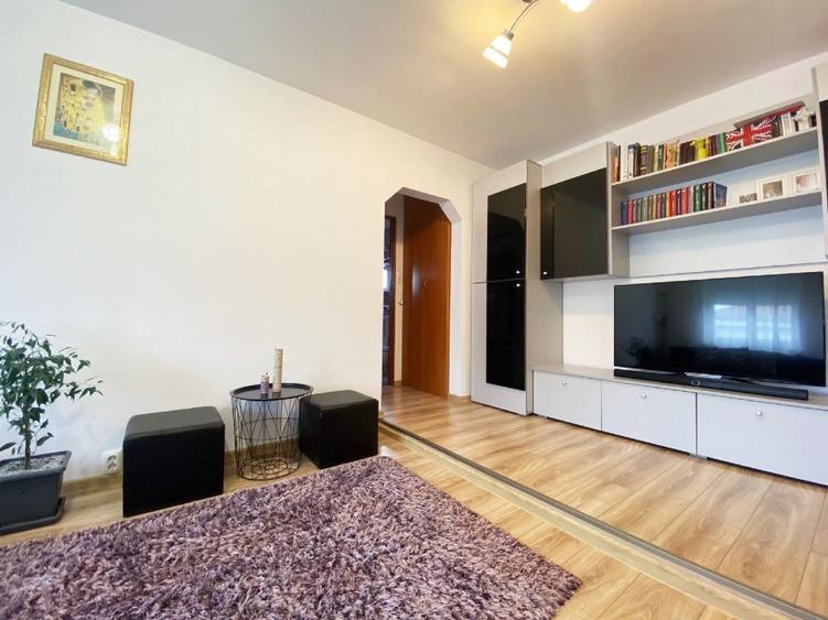 Apartament cu 3 camere de vânzare – Oradea, Str. Theodor Spera