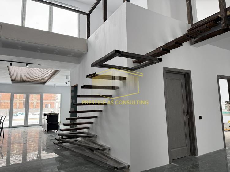 Vila moderna cu structura metalica, tehnologie NZEB si piscina | Giarmata