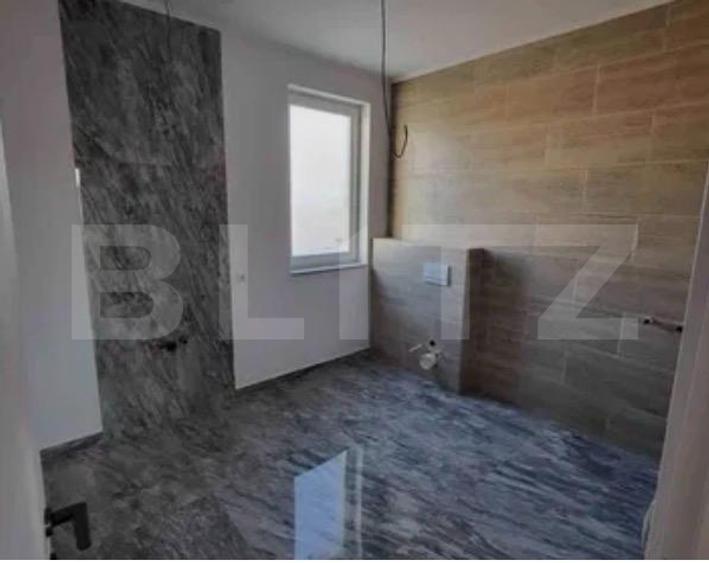 Ansamblu de 4 case înșiruite P+1, 488 mp, zona Moșnița Nouă