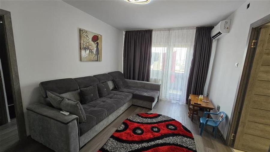 Berceni-Oltenitei-Piata Sudului apartament 4 camere, mobilat si utilat.