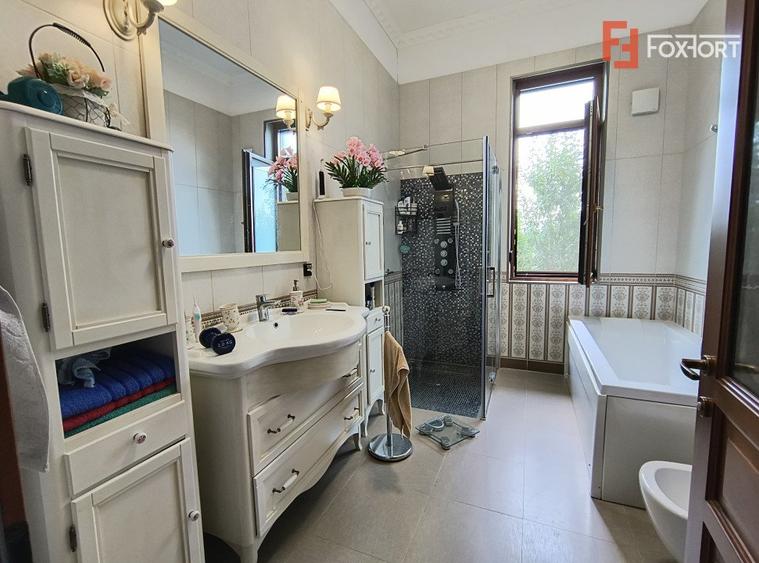 Casa Individuala cu 4 camere, echipata cu panouri, pompa de caldura in zona Sag
