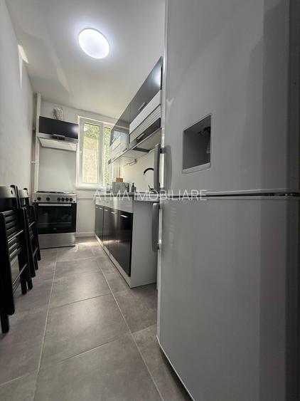 4 camere Etaj 3 lângă Parc si Metrou Drumul Taberei Renovat 2026 - 8