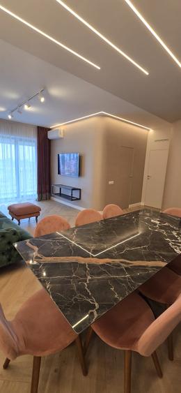 2 Camere, 65 Mp, Imbunatatiri de Lux, Termen Lung