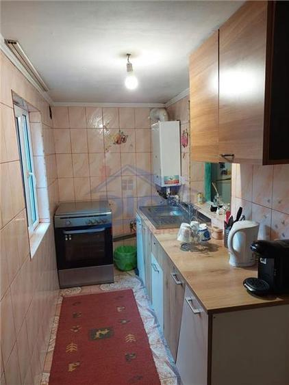 Casa si teren in TEI Petricani