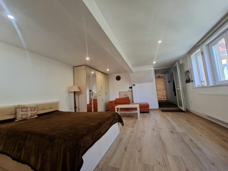 Apartament la casă, pe două niveluri – Zona Blumana, Str. Grădinarilor