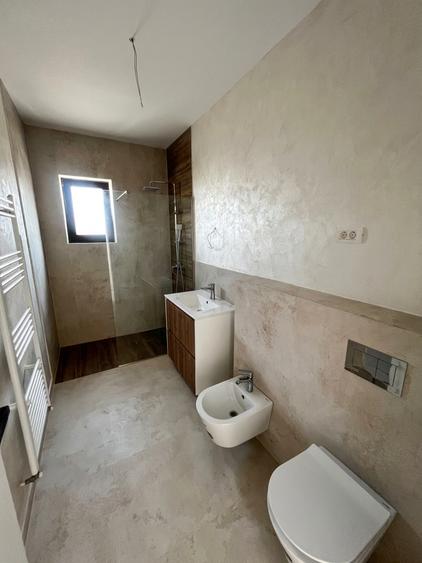 Casă modernă individuală, 3 camere, 2 bai, 300 mp teren
