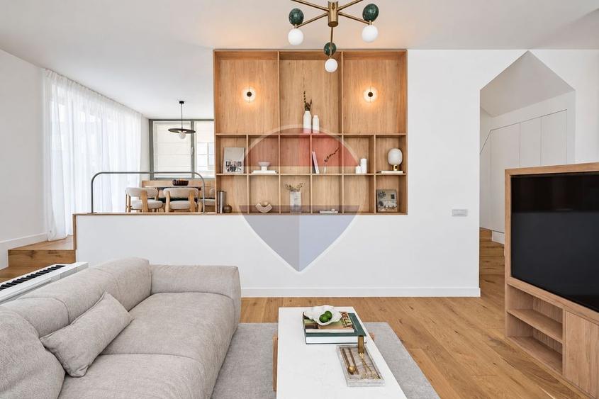 Vila Amber Forest | UV05 | Design Premium | Complet mobilata & utilata