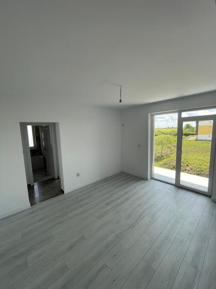 Apartament nou 2 camere full decomandat la cheie