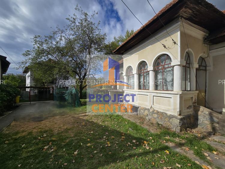 Casă Centrală Curtea de Argeș, Teren 2.211 mp - 2