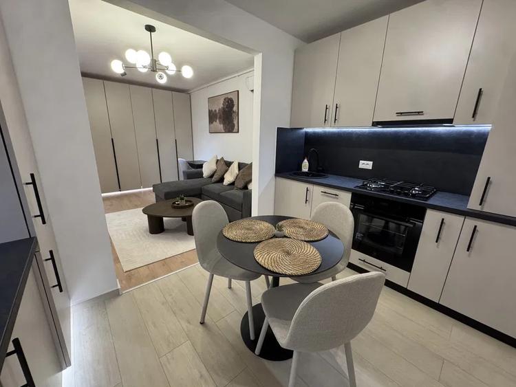 Apartament 2 Camere / Hils Titanium /CT, AC, Parcare, 500 m Metrou Teclu