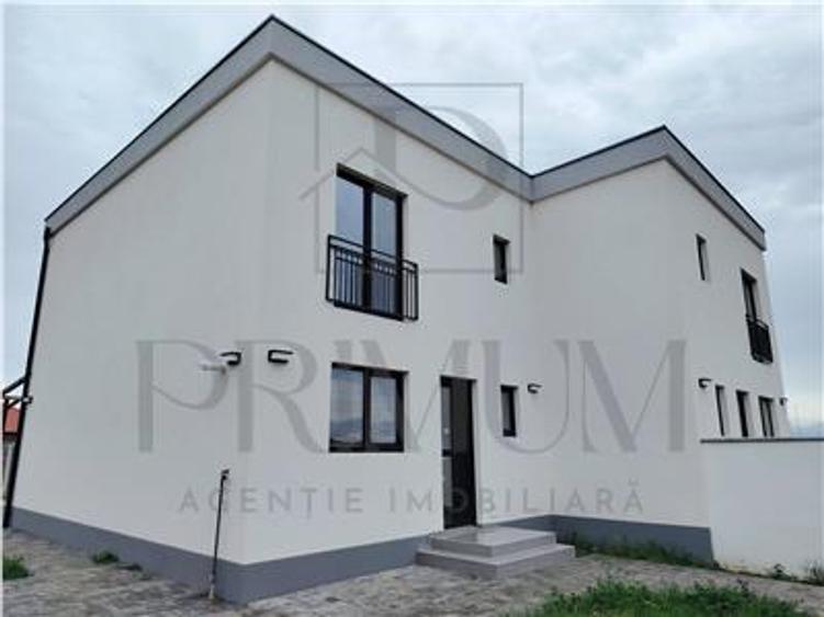 Duplex superb - toate utilitatile - gata de mutat