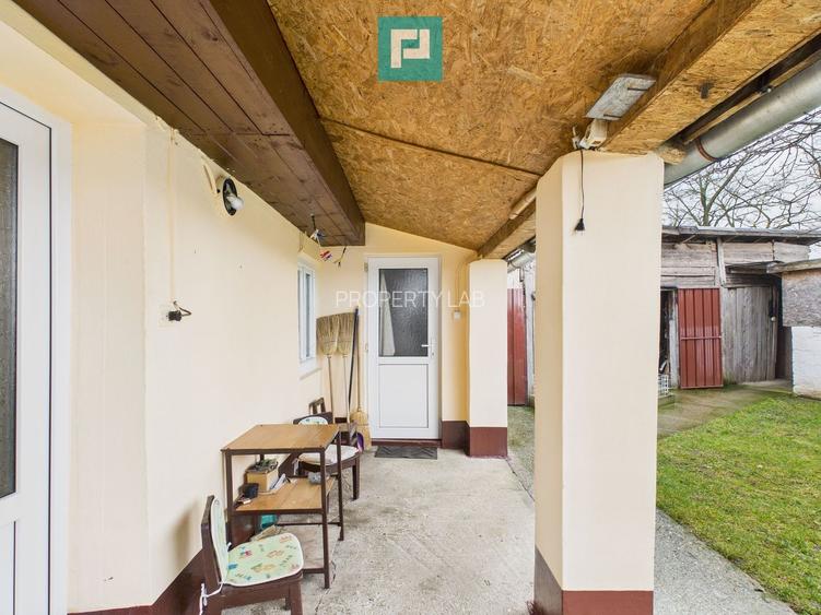 Casă cu 2 corpuri și 3 camere în Nădab - 10