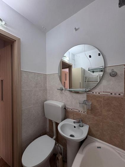 Florilor, Aleea Mimozei apart. cu doua camere de vanzare, intermediar