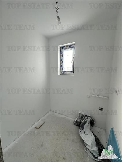Vila cocheta cu 3 camere, dormitor matrimonall, incalzire in pardoseala, terasa