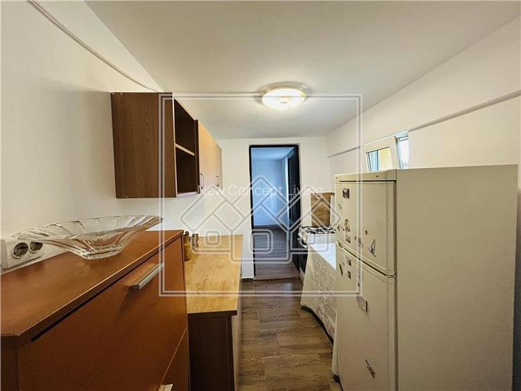 Casa la tara, teren mare, mobilata si utilata, zona foarte linistita - 24