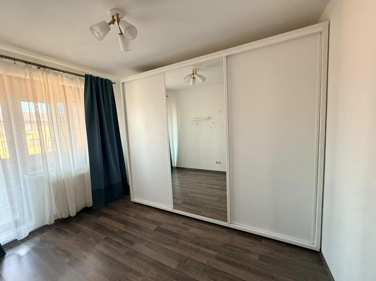 Apartament 3 camere, etaj 2, partial mobilat, 71mp
