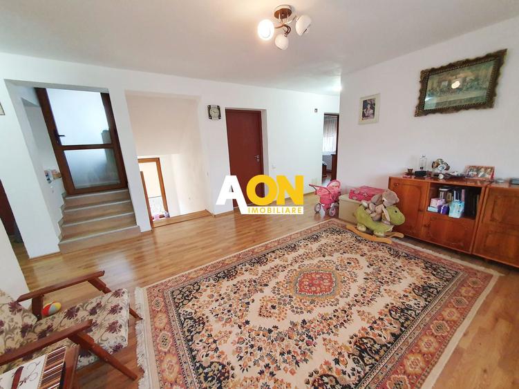 Casa D+P+M, 5 camere, 580 mp teren, toate utilitatile