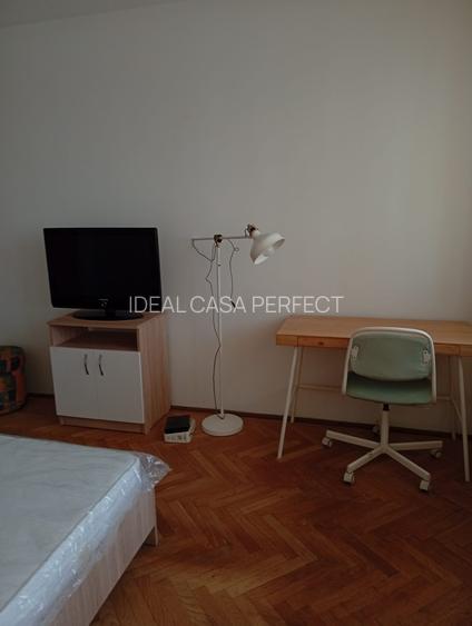 Piata Romana Bd. Dacia str. Christian Tell, metrou aproape, ASE - 2