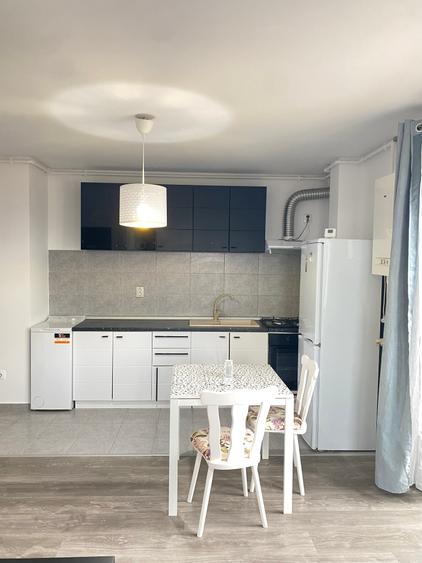 Garsonieră modernă cu balcon spectaculos de 20 mp | Zona Trapezului –1 Decembrie