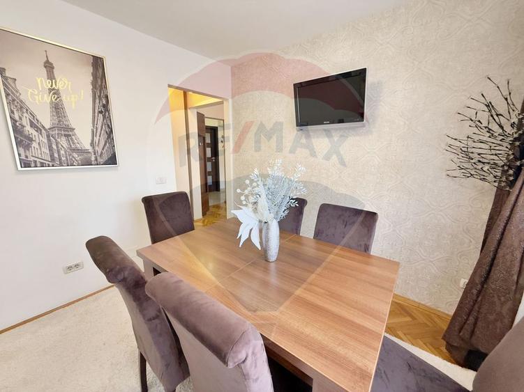 Apartament cu 4 camere piata Mihai Viteazul